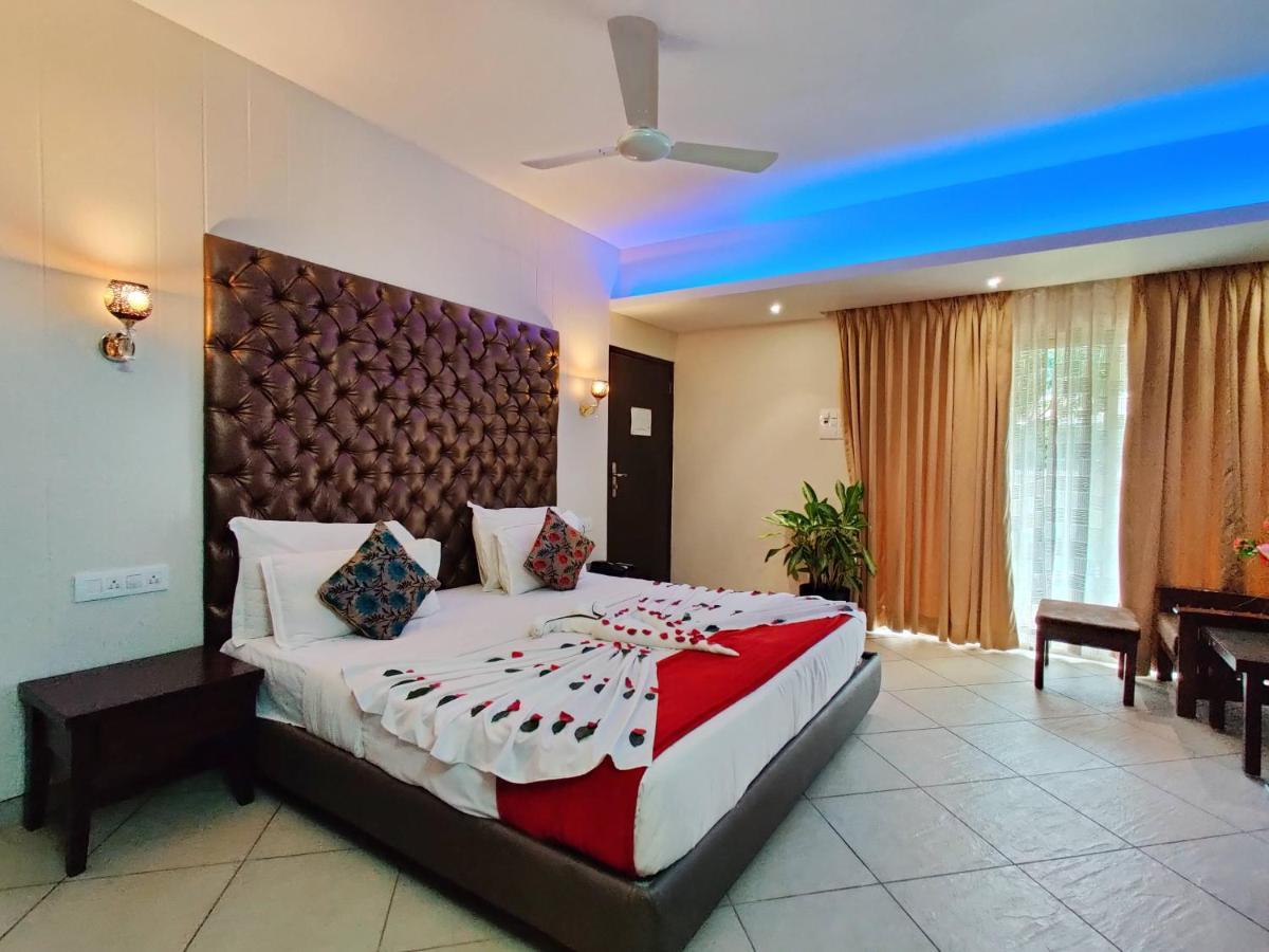 Misty Meadows, Lonavala Hotel Exterior photo